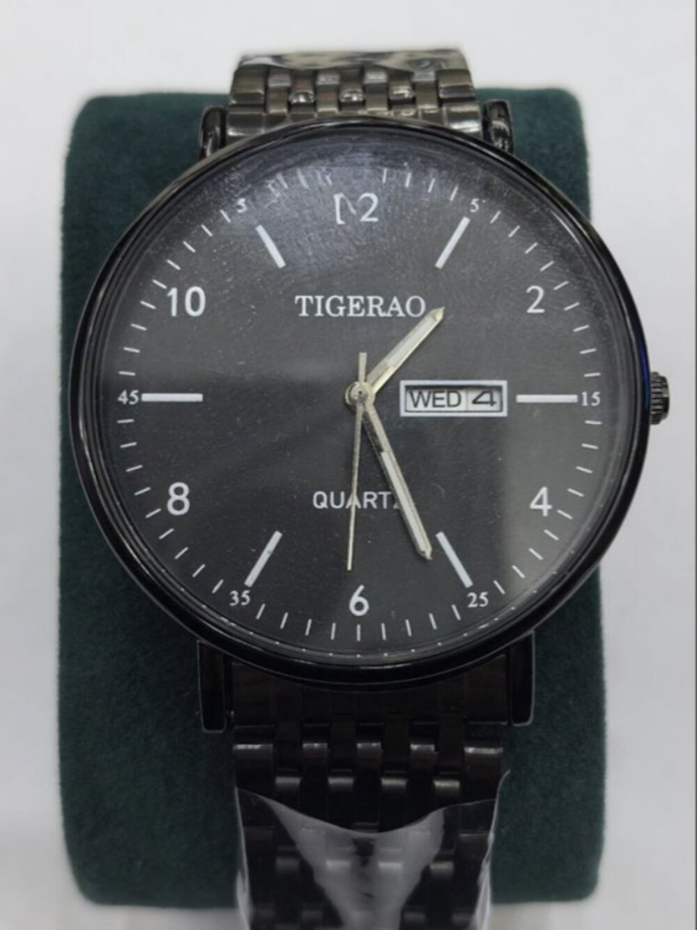 TIGERAO Men's Black Stainless Steel 42mm Date/Week Calendar Quartz Watch NIB